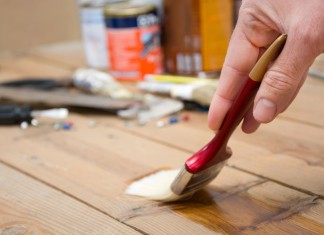 Malowanie lakierami i emaliami