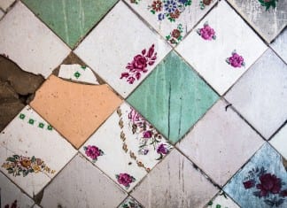 Płytki i fugi – co zrobić, gdy popękają?