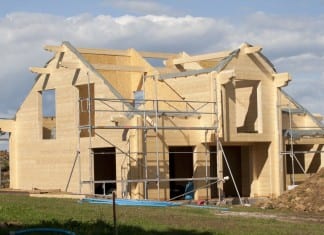 Wady i zalety domu z prefabrykatów.