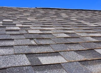 Gont bitumiczny dobry materiał na pokrycia dachowe