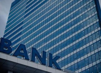 Banki szykują podwyżki! Polaku masz tu konto? Sprawdź, czy więcej zapłacisz?