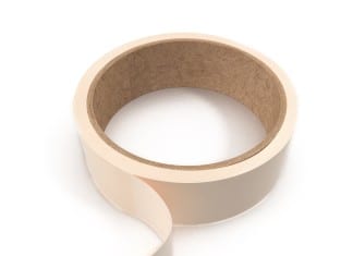 Masy i taśmy mocujące, plastry samoprzylepne czyli mocujemy bez wiercenia.