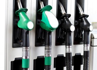 Zakaz diesla i silników benzynowych nadejdzie znacznie szybciej? Posłowie UK stawiają na ekologie?