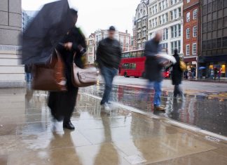 Pogoda w Wielkiej Brytanii: synoptycy ostrzegają przed lodem, śniegiem i wiatrami o sile sztormow!